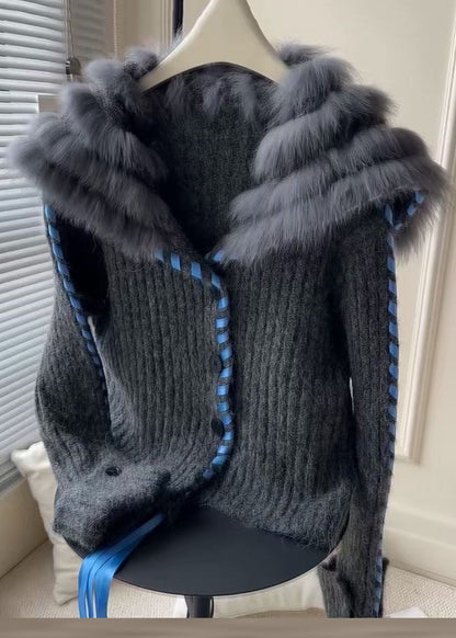 Gracefully Styled Coat for Any Occasion
