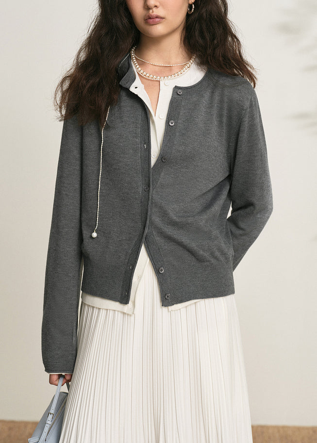 Classic Vintage Cardigan with a Flattering Fit