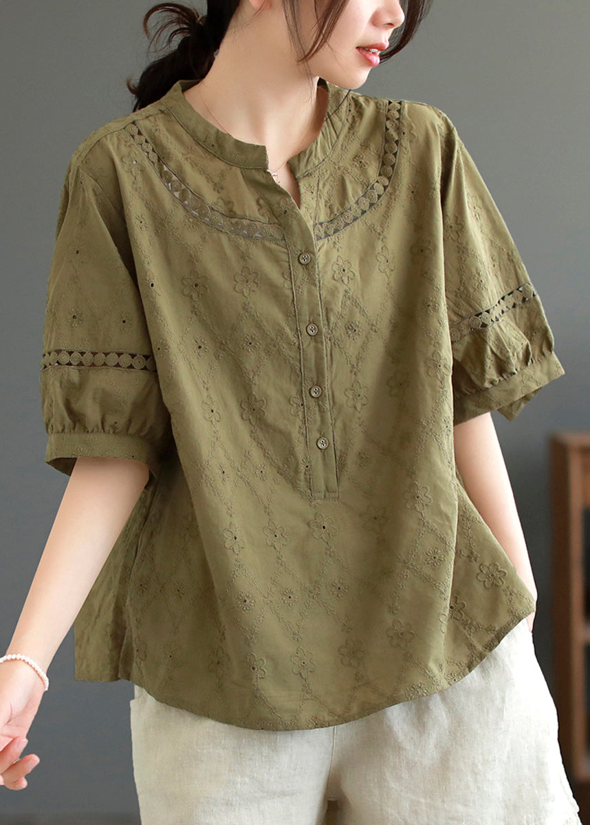 Well Tailored Shirt with a Graceful Silhouette