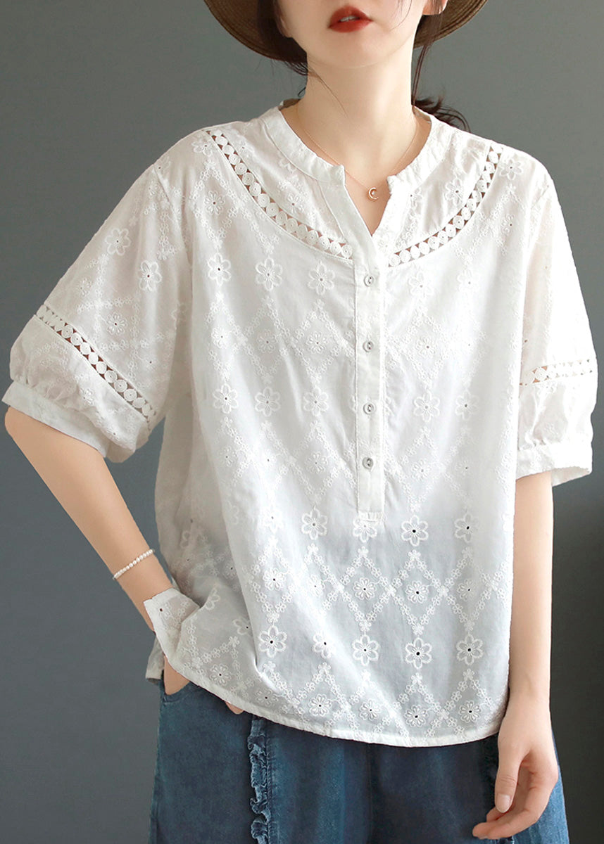 Well Tailored Shirt with a Graceful Silhouette