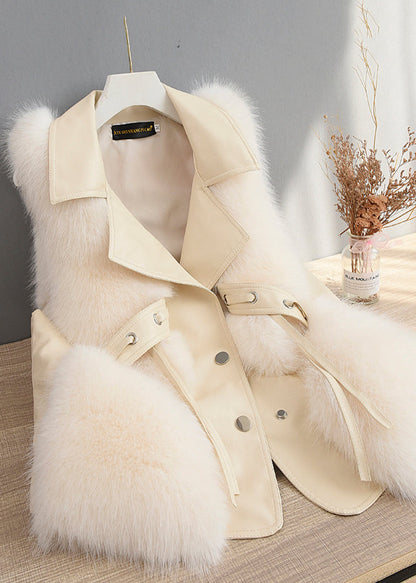 Beautifully Finished Top in a Timeless Design