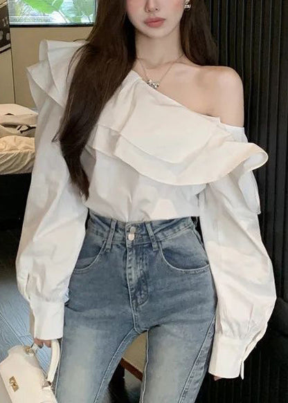 Classic Vintage Blouse with a Flattering Fit