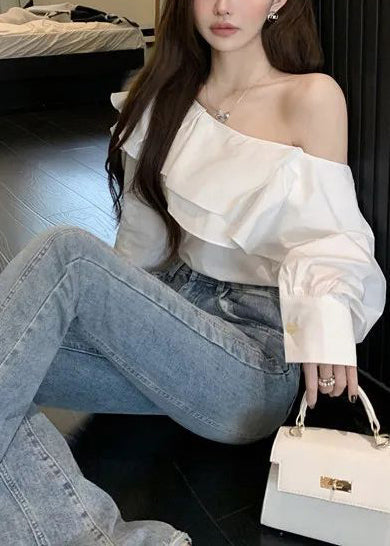Classic Vintage Blouse with a Flattering Fit