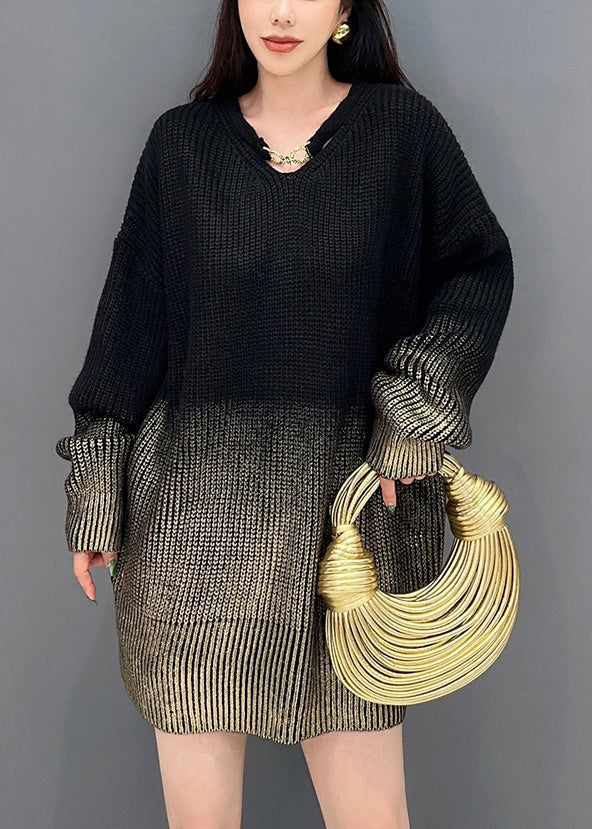 Classic Vintage Sweater with a Flattering Fit