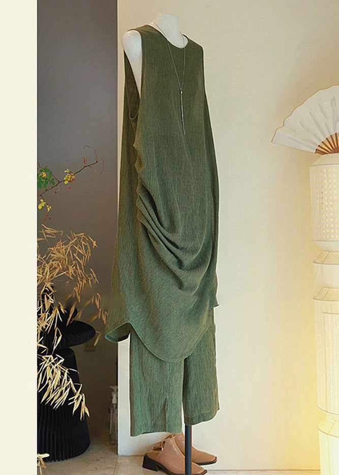 Gracefully Styled Garment for Any Occasion