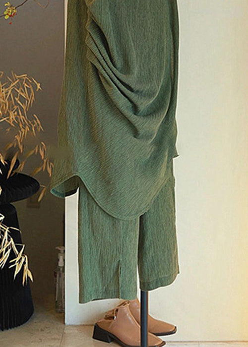 Gracefully Styled Garment for Any Occasion