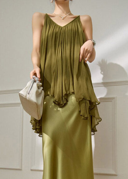 Well Tailored Garment with a Graceful Silhouette