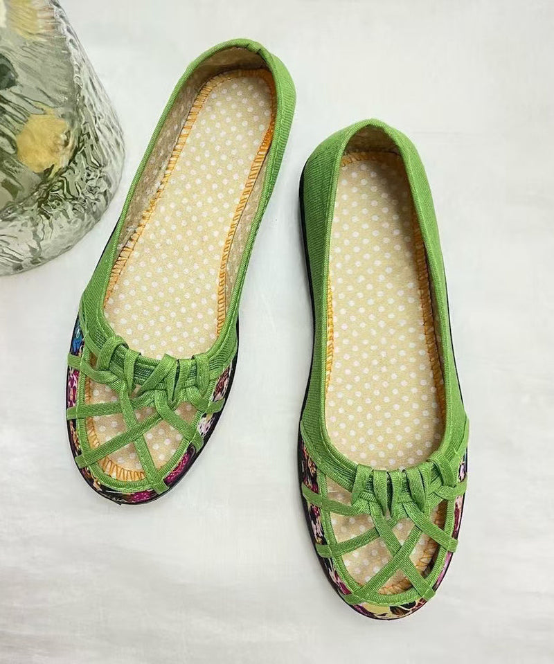 Graceful Orthopedic Shoes for Modern Look