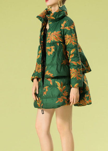 Well Tailored Coat with a Graceful Silhouette