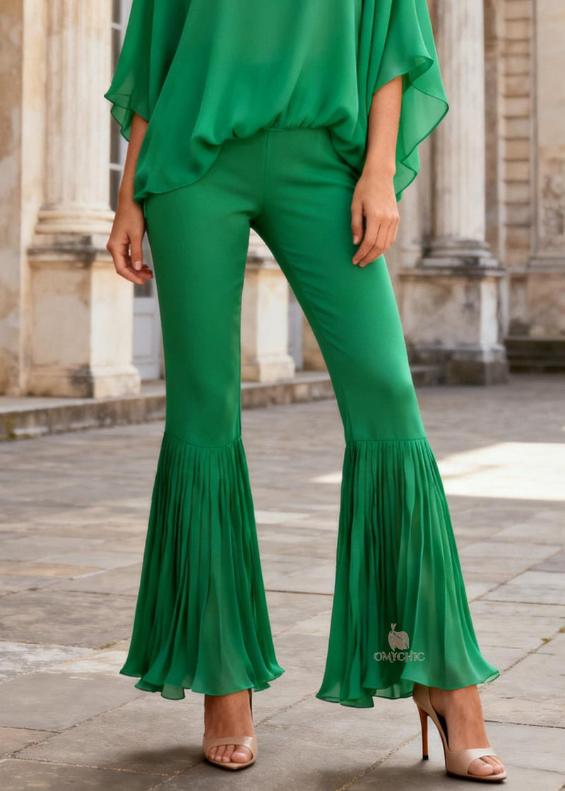 Classic Vintage & Enduringly Stylish Top