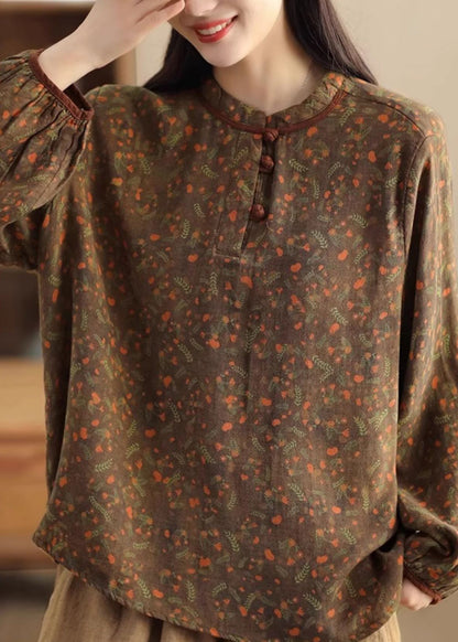 Classic Vintage Shirt with a Flattering Fit