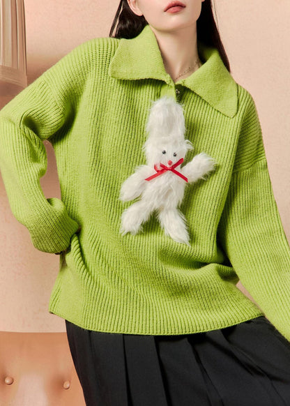 Effortlessly Elegant Sweater with a Timeless Design