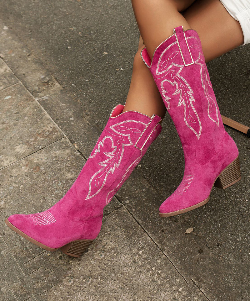 Graceful Orthopedic Boots for Modern Look