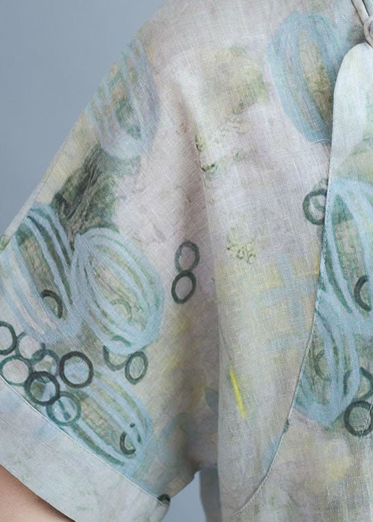 Effortlessly Elegant Blouse with a Timeless Design