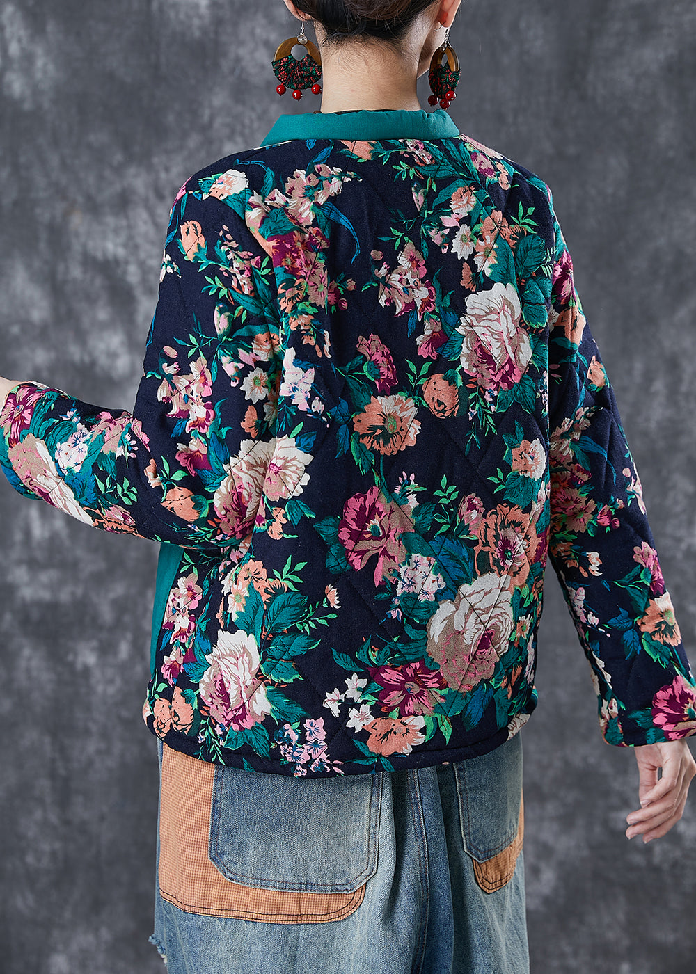 Elegantly Styled Coat for Everyday Wear