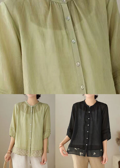 Classic Vintage Shirt with a Flattering Fit