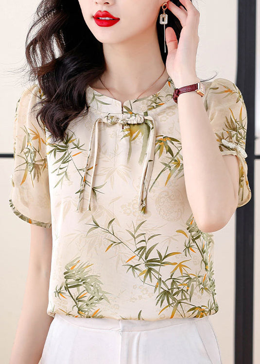 Gracefully Styled Blouse for Any Occasion