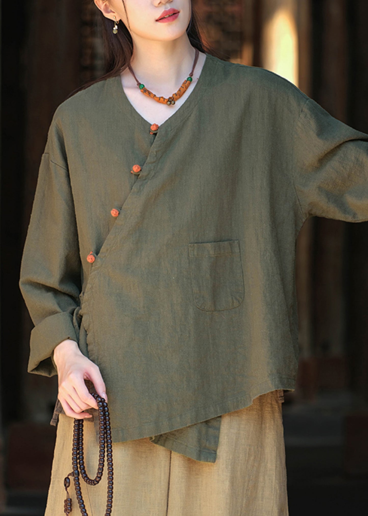 Beautifully Finished Shirt in a Timeless Design