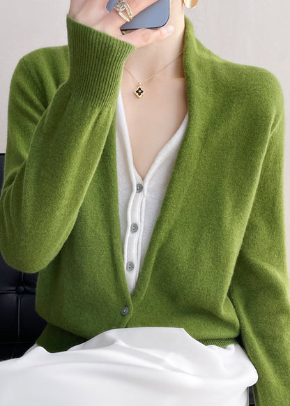 Beautifully Finished Top in a Timeless Design