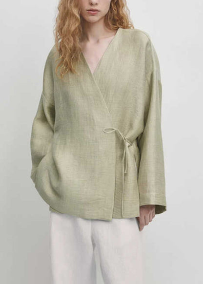 Well Tailored Shirt with a Graceful Silhouette