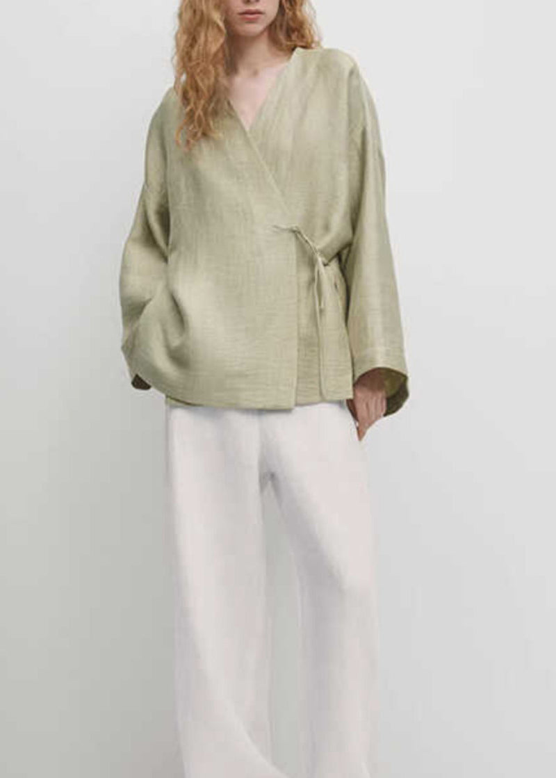 Well Tailored Shirt with a Graceful Silhouette
