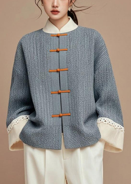 Sophisticated Coat with a Clean Classic Look