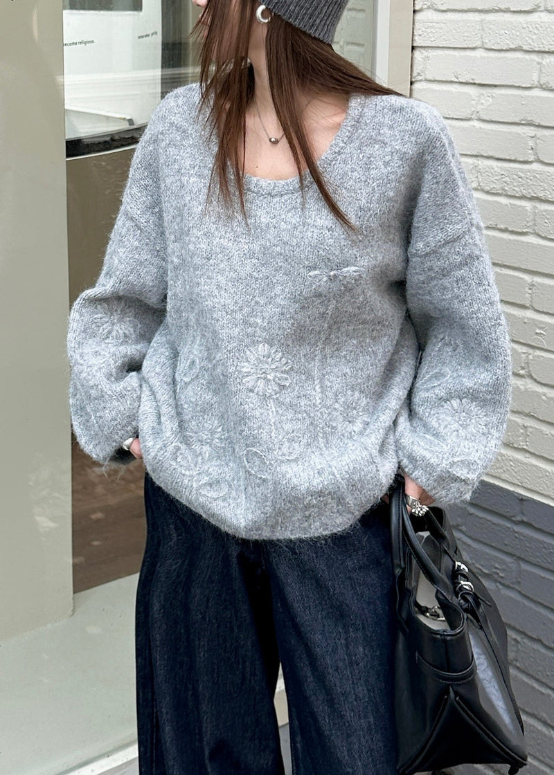 Beautifully Finished Sweater in a Timeless Design