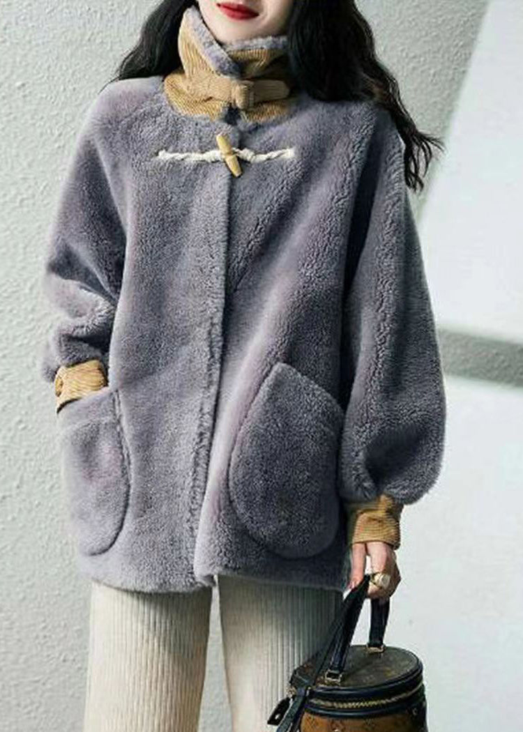Beautifully Crafted Coat in a Classic Style