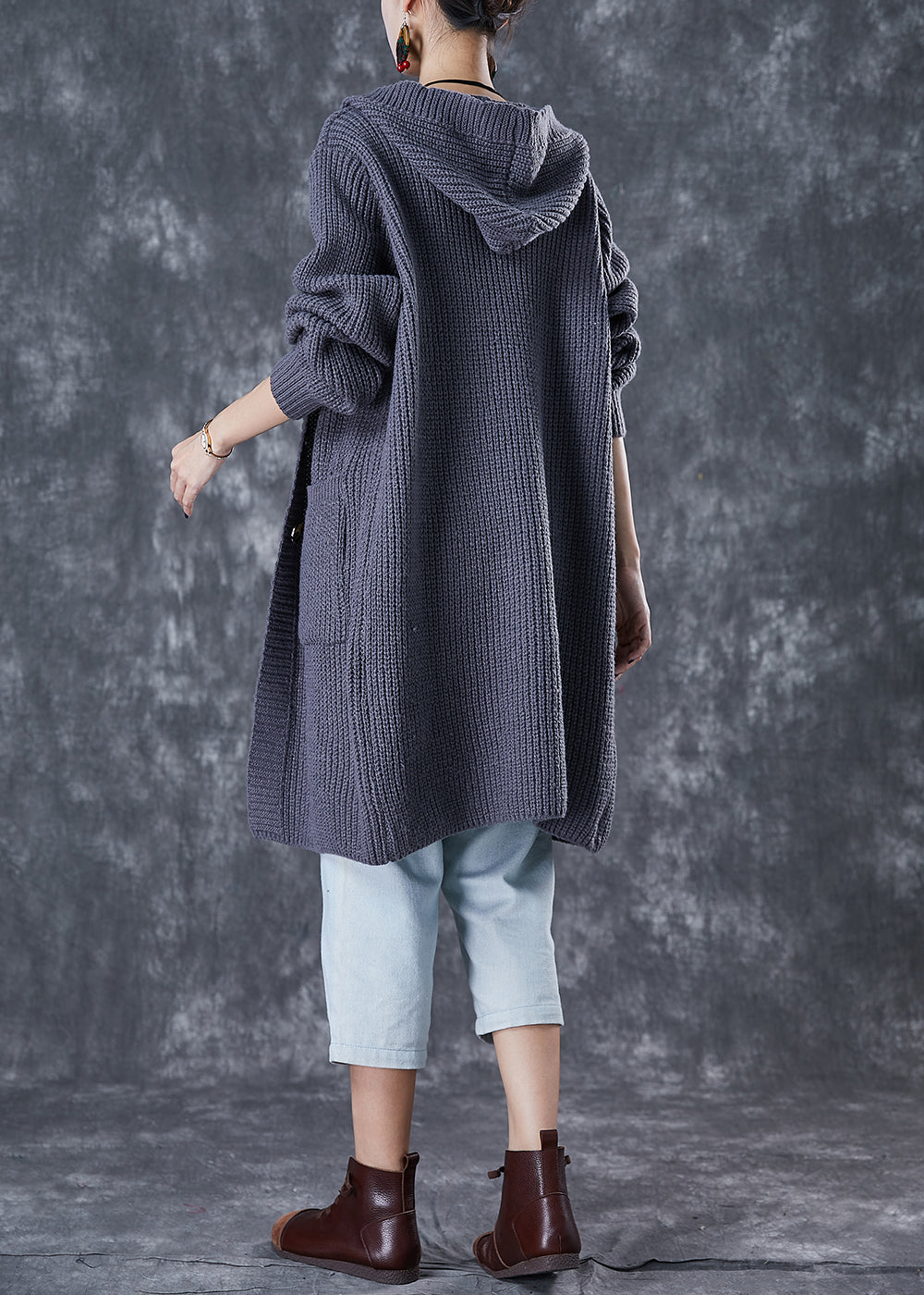 Effortlessly Elegant Cardigan with a Timeless Design