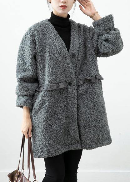 Effortlessly Elegant Coat with a Timeless Design