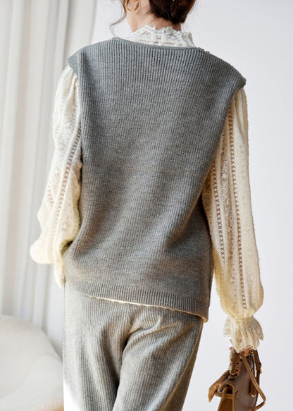 Elegantly Styled Coat for Everyday Wear