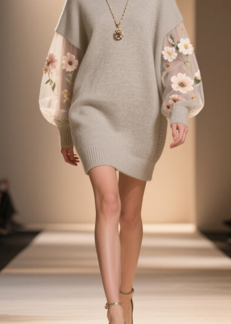 Well Tailored Sweater with a Graceful Silhouette