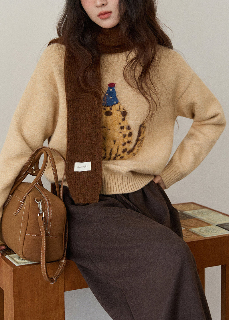 Effortlessly Elegant Sweater with a Timeless Design