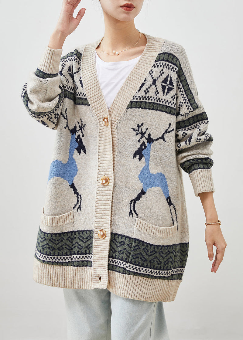 Classic Vintage Cardigan with a Flattering Fit
