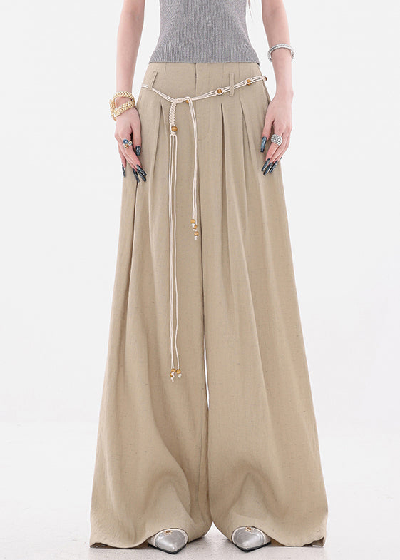 A Vintage Style Pants with Delicate Timeless Details