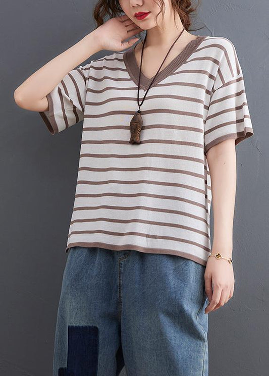 A Vintage Style Top with Delicate Timeless Details