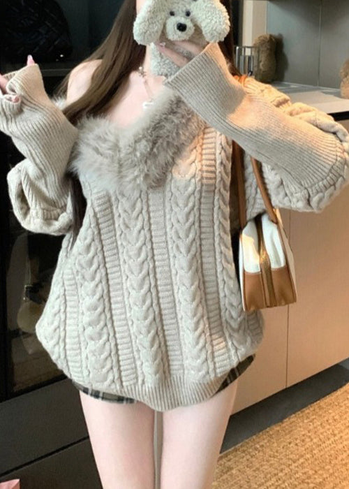 Beautifully Finished Sweater in a Timeless Design