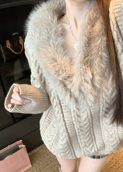 Beautifully Finished Sweater in a Timeless Design