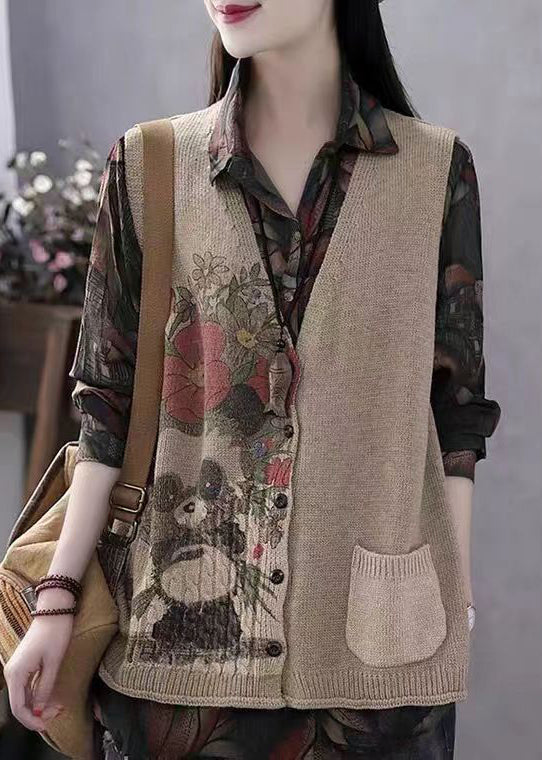 Beautifully Finished Coat in a Timeless Design