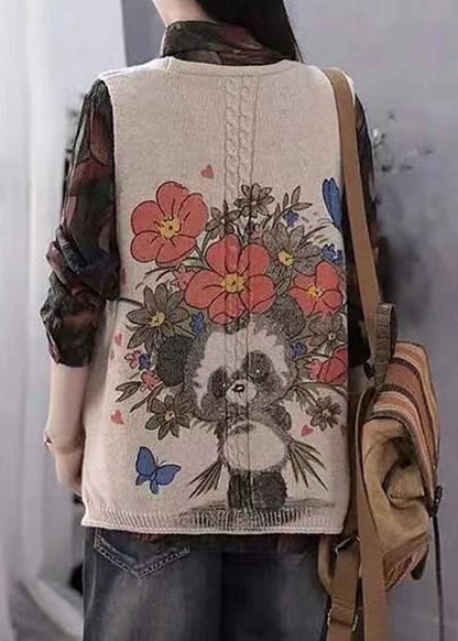 Beautifully Finished Coat in a Timeless Design