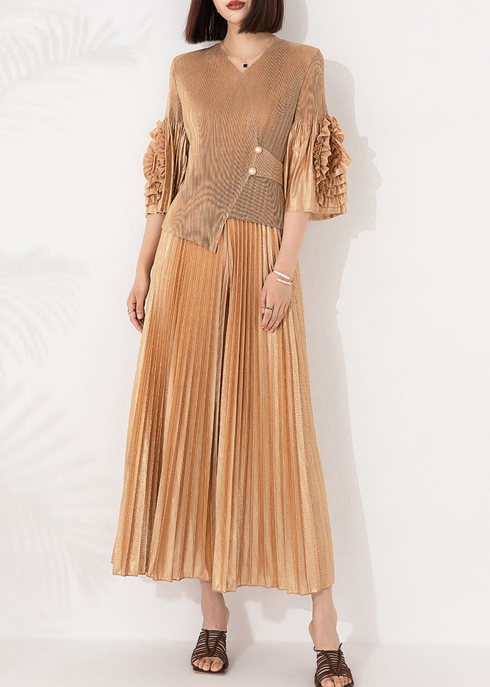 Beautifully Finished Garment in a Timeless Design