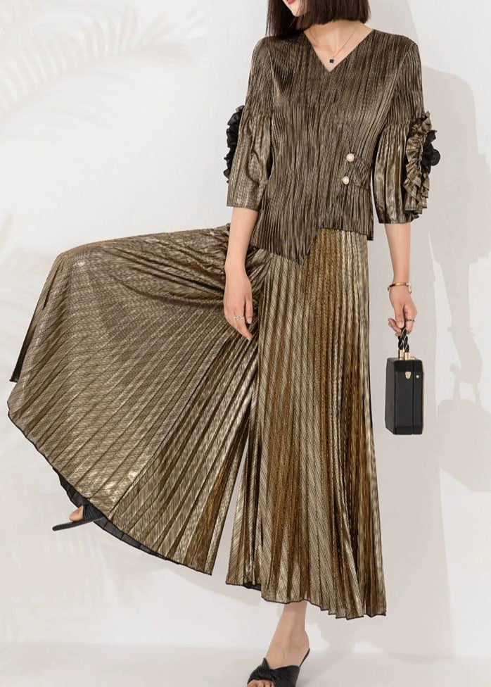 Beautifully Finished Garment in a Timeless Design