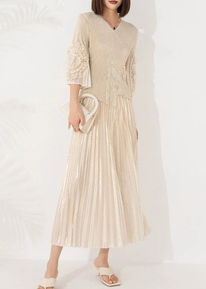 Beautifully Finished Garment in a Timeless Design