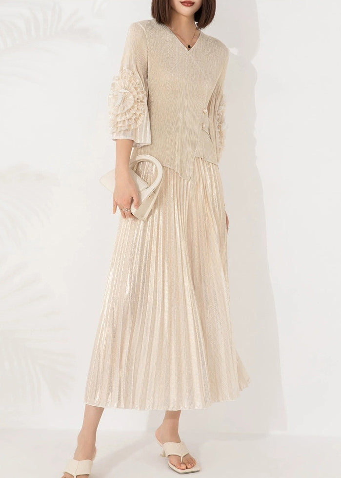 Beautifully Finished Garment in a Timeless Design