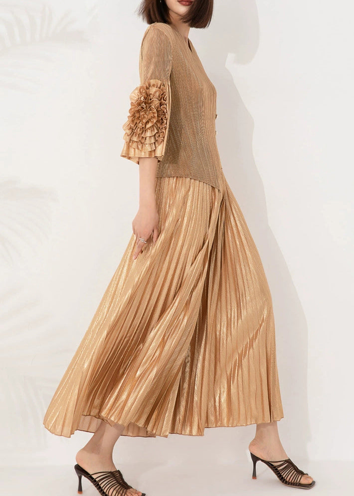 Beautifully Finished Garment in a Timeless Design