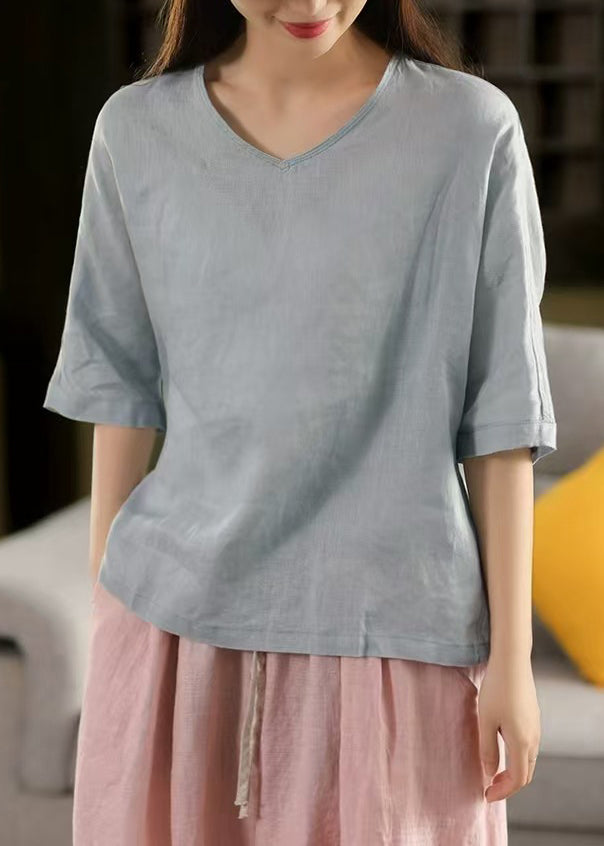 Classic Vintage Shirt with a Flattering Fit