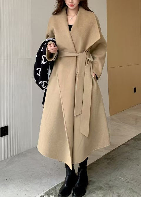 Classic Vintage & Enduringly Stylish Coat
