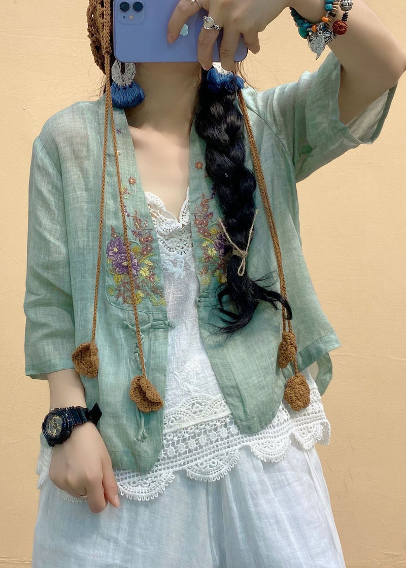 Classic Vintage Cardigan with a Flattering Fit