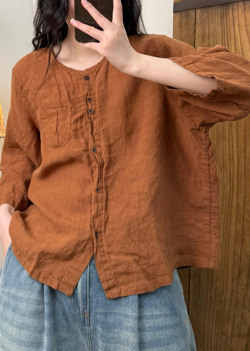 Effortlessly Elegant Blouse with a Timeless Design