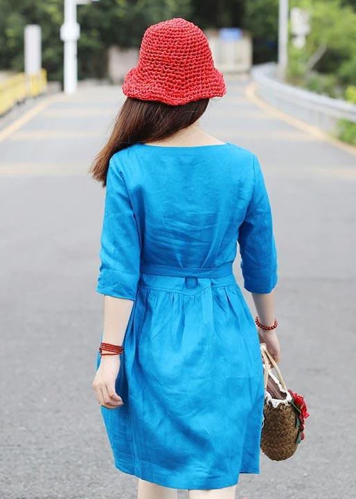 Beautifully Finished Dress in a Timeless Design